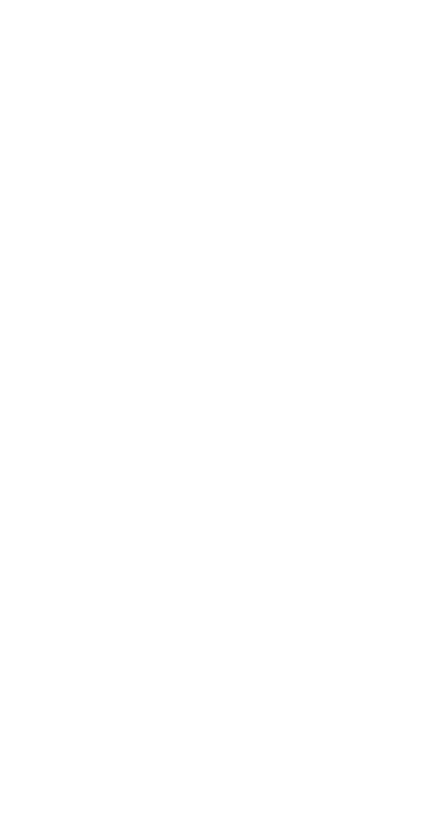 En particulier, via Petrarca, la municipalité a dû mettre en place un service de sécurité car les automobilistes ralentissaient considérablement pour pouvoir regarder le panorama, ce qui bloquait la circulation. Le problème a été résolu en aménageant des parkings et une longue terrasse panoramique.Parmi les quatre routes, la Via Posillipo compte le plus grand nombre de bâtiments anciens, tandis que les trois autres ont été durement touchées par la construction massive de la ville après la fin de la guerre, sans toutefois atteindre les excès d’autres zones de la municipalité. Il y a de nombreux restaurants sur toute la colline. Dans le district de Posillipo, il y a plusieurs villages: Villanova di Posillipo (ou Porta di Posillipo), Casale di Posillipo, Santo Strato et le plus connu de tous les Marechiaro, avec la caractéristique "Scoglione".Il existe également de nombreux monuments et lieux d'intérêt historique et artistique: le parc Virgilian (anciennement Parco della Rimembranza); villas importantes sur la mer comme Villa Rosebery, résidence d’été du président de la République italienne; Constructions romaines permettant, par un tunnel appelé Grotta di Seiano, d’atteindre les ports romains de Pozzuoli, Portus Julius et Miseno.Depuis 1912, le séminaire pontifical Campano Interregionale s'est tenu dans ce district, qui revêt une grande importance pour les séminaristes de la province ecclésiastique de Campanie et de nombreux diocèses situés sur le territoire des régions voisines. Il est bordé à l'ouest par les districts de Bagnoli et de Fuorigrotta et à l'est par le district de Chiaia. Au sud, il surplombe le golfe de Naples, appartenant à la mer Tyrrhénienne.

